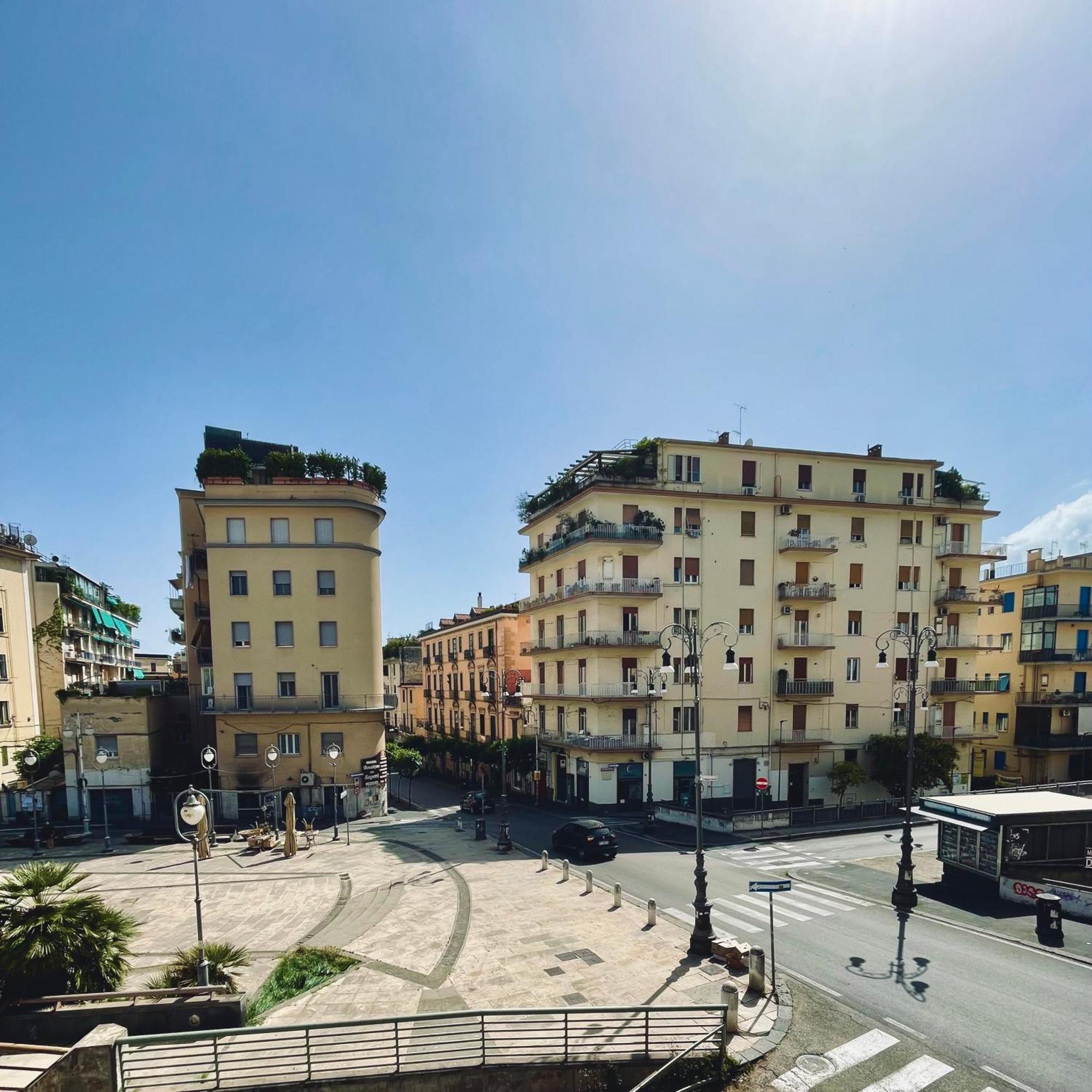 Bluceleste Salerno Centro Eksteriør billede